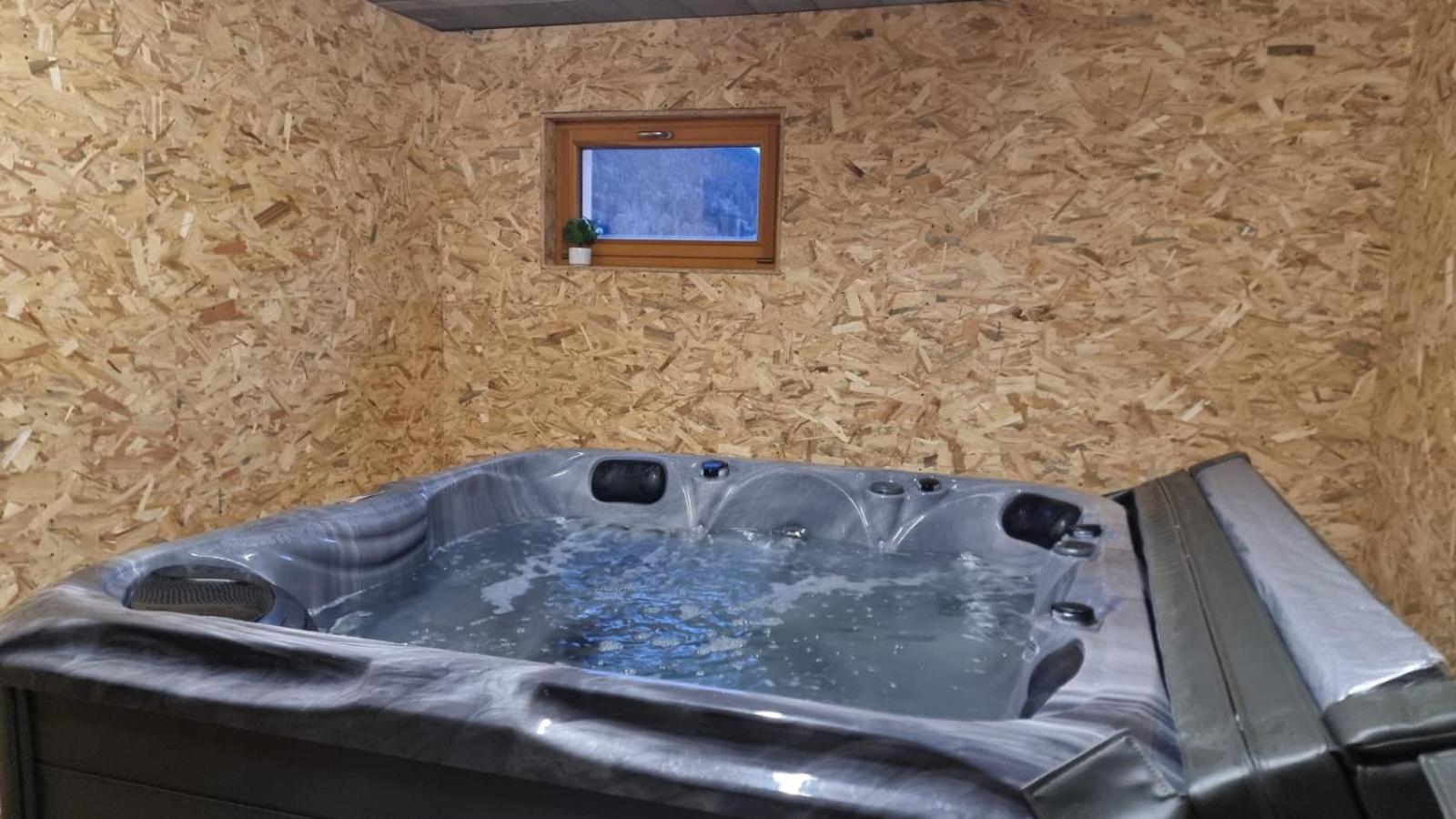 Villa Les Randogodilleurs Avec Jacuzzi A 2Kms Des Pistes Et 350M Du Theatre Du Peuple ! Bussang Exterior foto